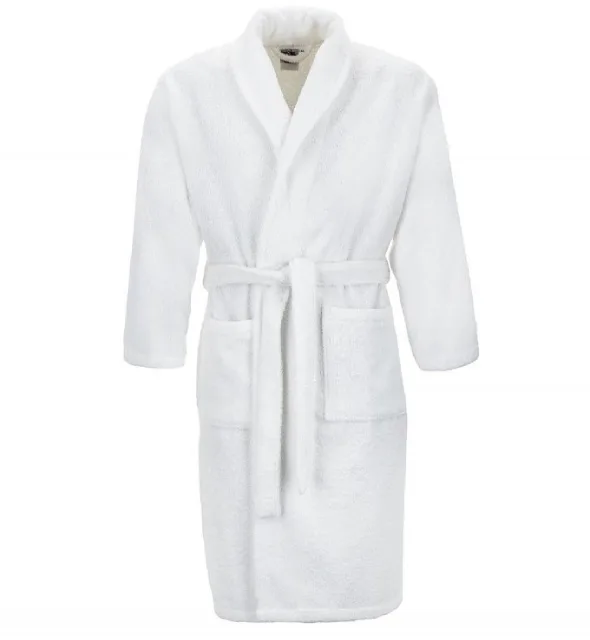 peignoir blanc hôtel et spa
