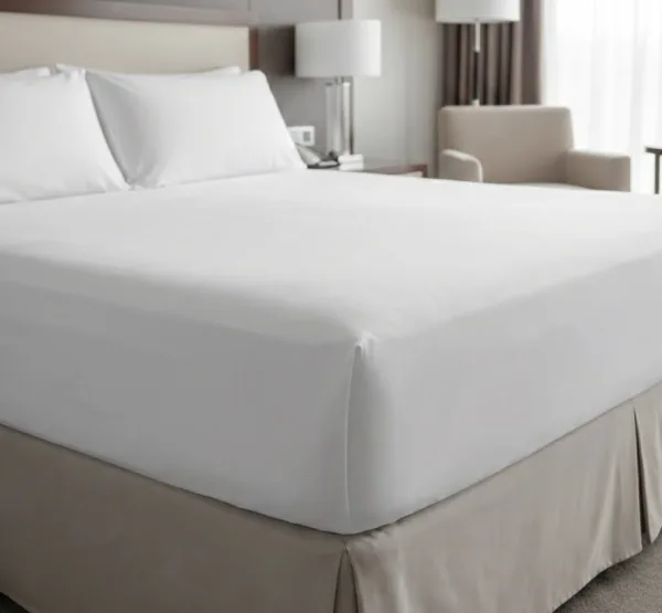 drap housse hotel blanc